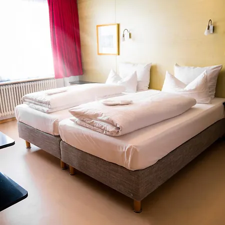 Abalon Ideal 3* Stuttgart