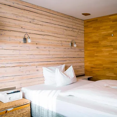 Abalon Ideal 3* Stuttgart