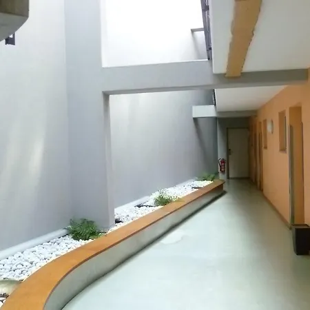 Abalon Ideal 3* Stuttgart